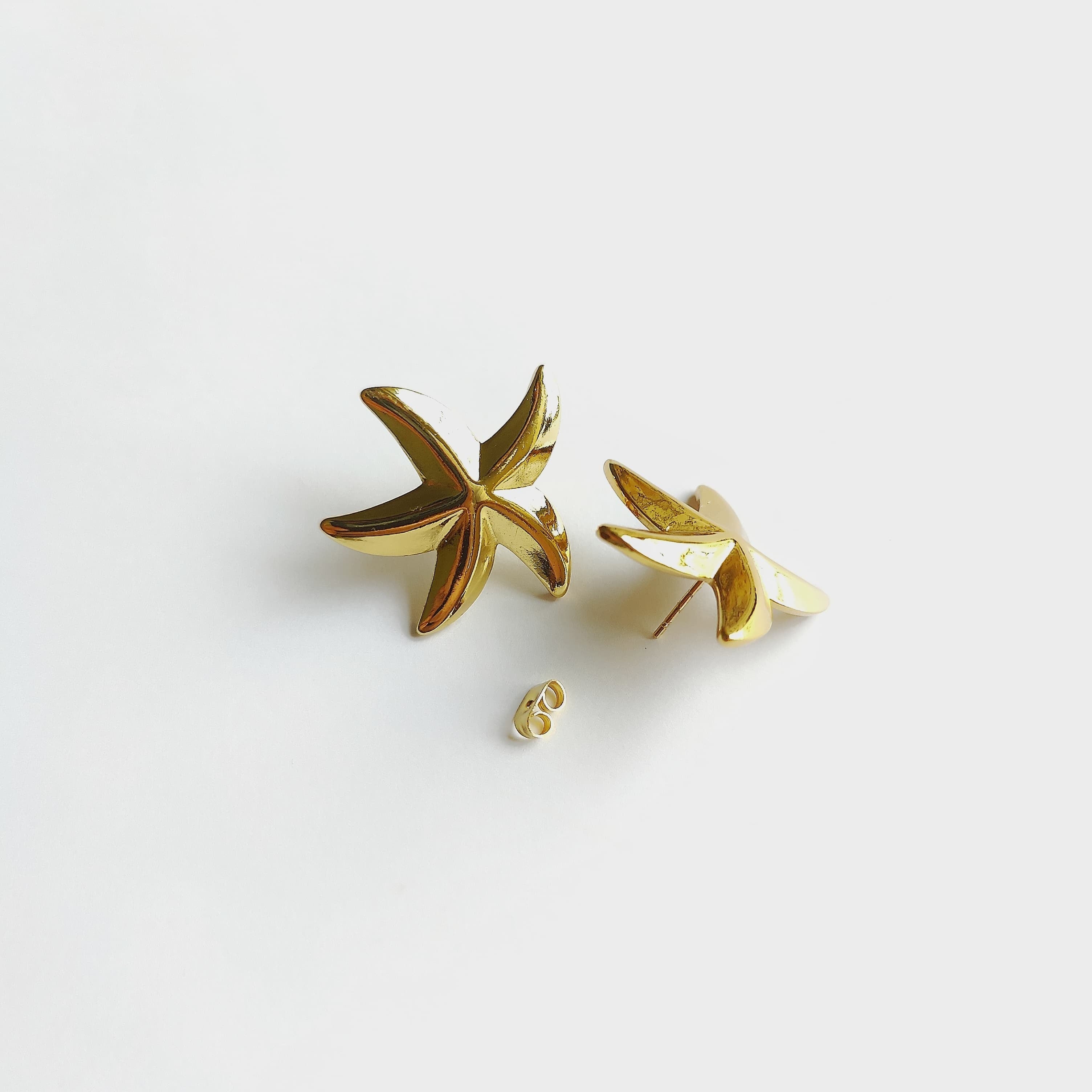 Lustra Earrings